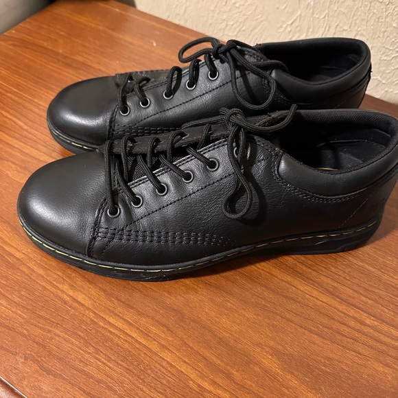 Dr. Marten Black Men’s Shoes Size 11 or Women’s Size 12 Slip‎ Resistant
